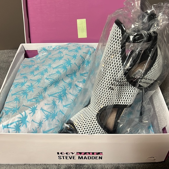 IGGY AZALEA Stve Madden Women High Heel - Picture 3 of 14